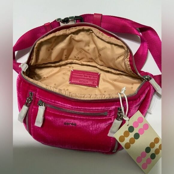 NWT Free People Caraa Velvet Small Sling Bag Pink - Picture 6 of 6
